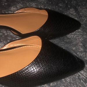 Textured Black Flats